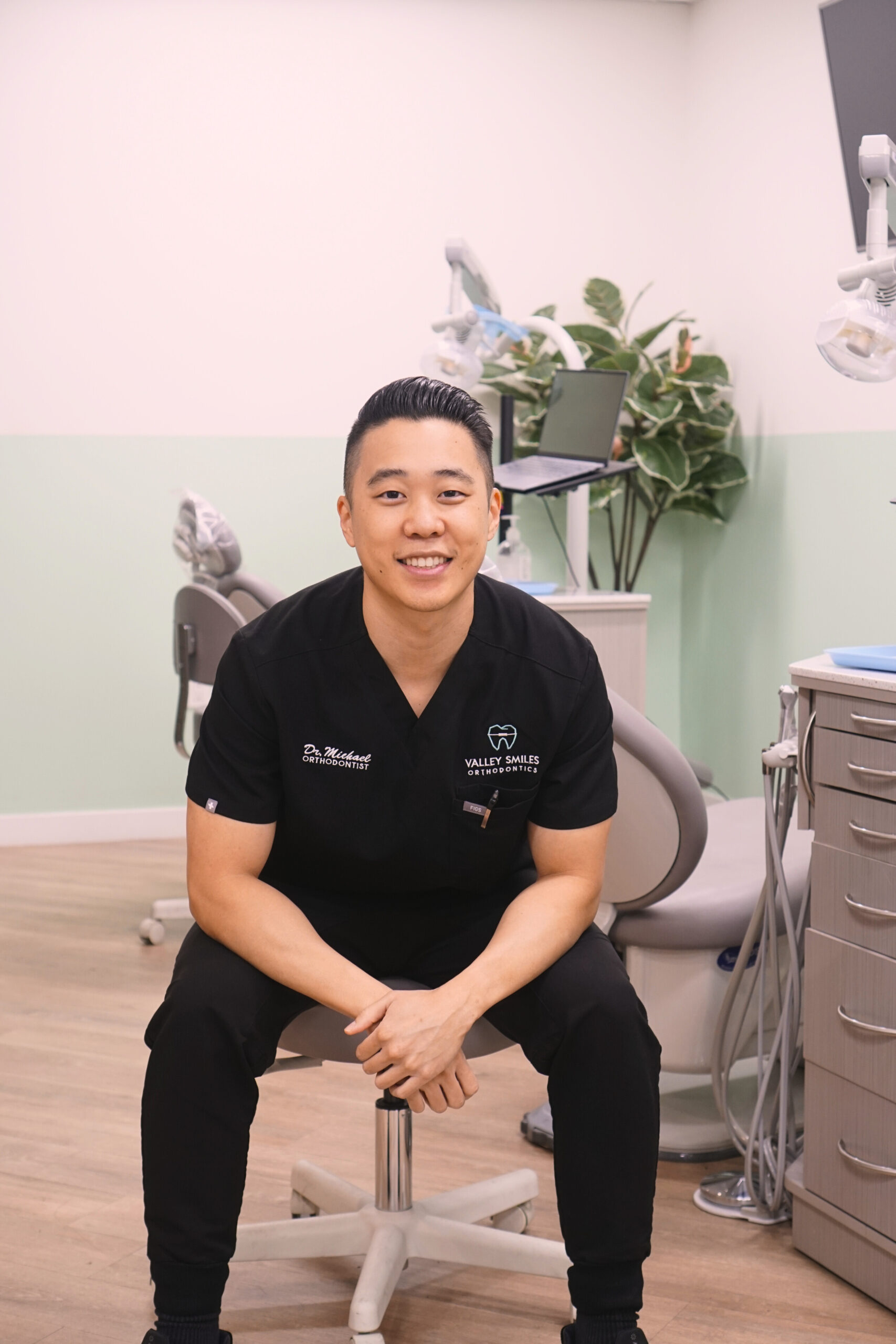 dr michael lee